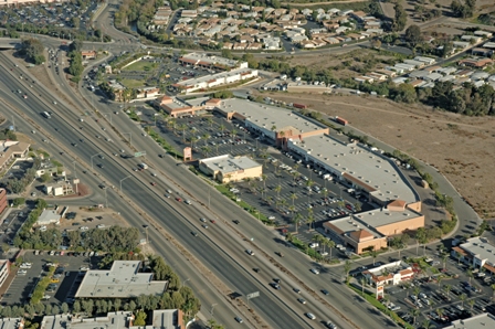 1900-1998 Hacienda Dr, Vista, CA for lease Building Photo- Image 1 of 10