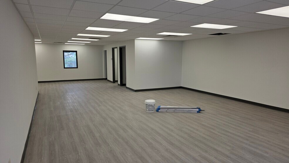 4244 University Blvd S, Jacksonville, FL à louer - Photo du bâtiment - Image 2 de 15