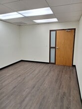 1955 University Ave W, Saint Paul, MN for lease Interior Photo- Image 1 of 2