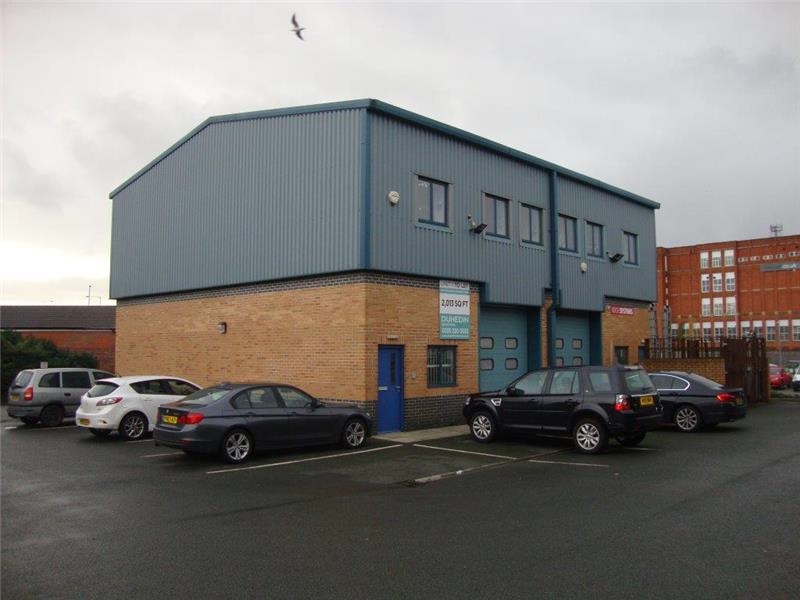 2 Jardine Way, Oldham for lease Primary Photo- Image 1 of 2