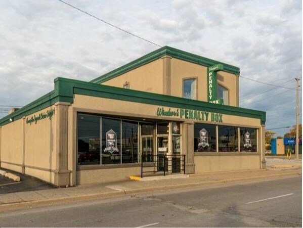 2151 Walker Rd, Windsor, ON à vendre Photo principale- Image 1 de 1