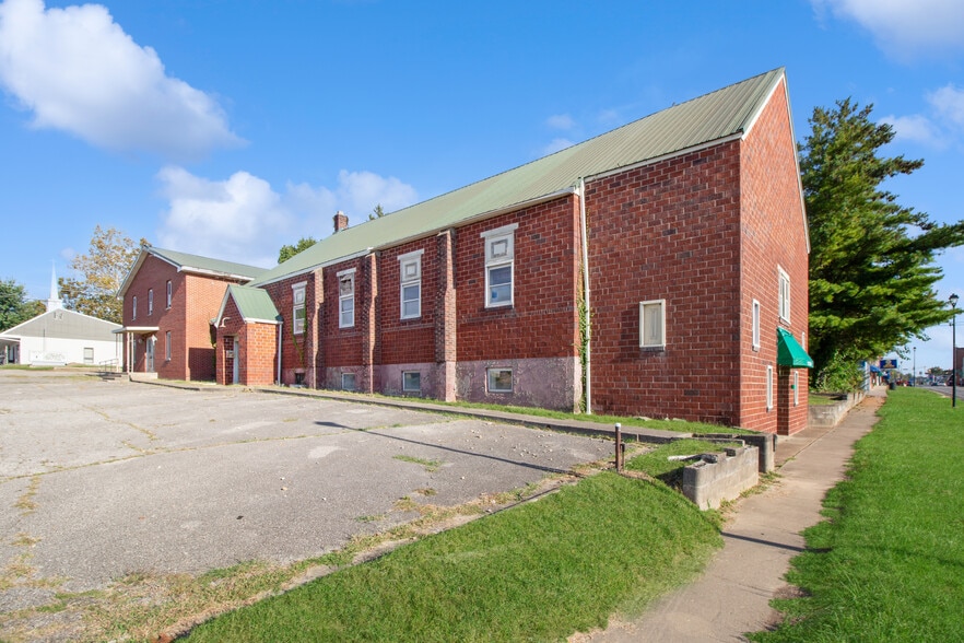 220 S Main St, Brownstown, IN for sale - Building Photo - Image 2 of 14