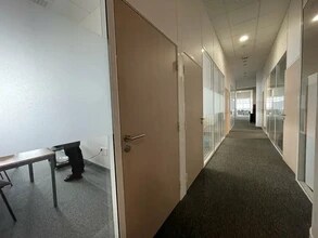 Office in Lyon for lease Interior Photo- Image 1 of 11