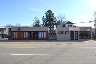 Plus de détails pour 512 Reservoir Ave, Cranston, RI - Commerce de détail à vendre