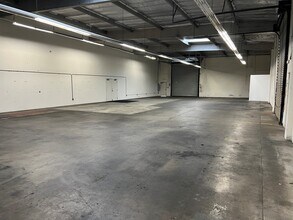 11135 Condor Ave, Fountain Valley, CA for lease Interior Photo- Image 2 of 3