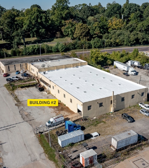 IOS Site on 12.25 Acres with 3 Building portfolio of 3 properties for sale on LoopNet.ca - Building Photo - Image 2 of 8