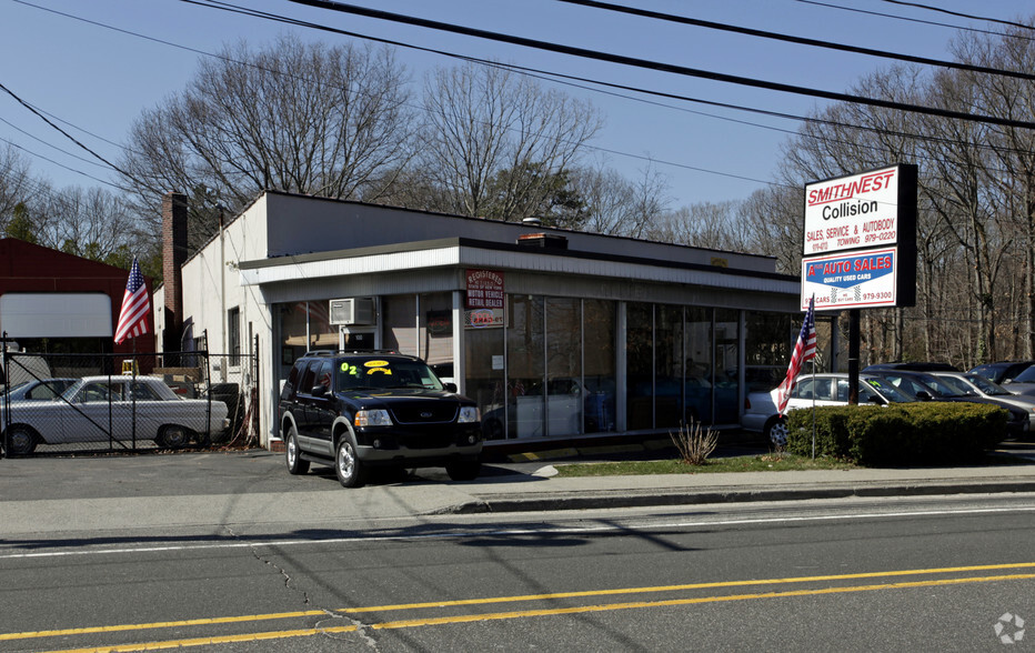 100 Smithtown Blvd, Smithtown, NY for sale - Primary Photo - Image 1 of 1