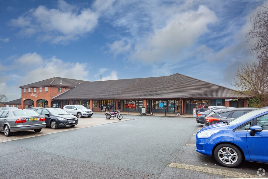 Westbury Rd, Newcastle Under Lyme for lease - Building Photo - Image 3 of 5