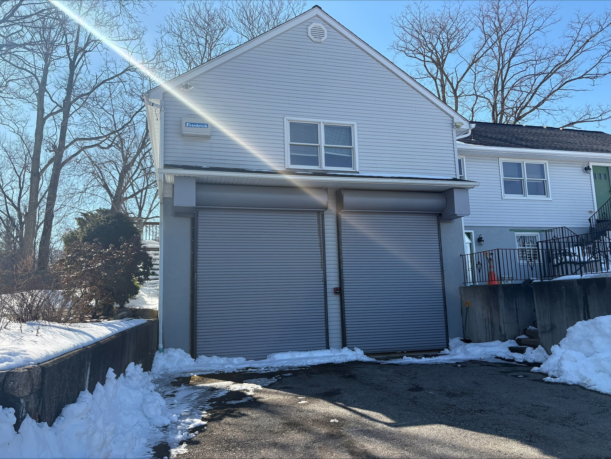 192 Harris Rd, Bedford Hills, NY for lease Primary Photo- Image 1 of 4