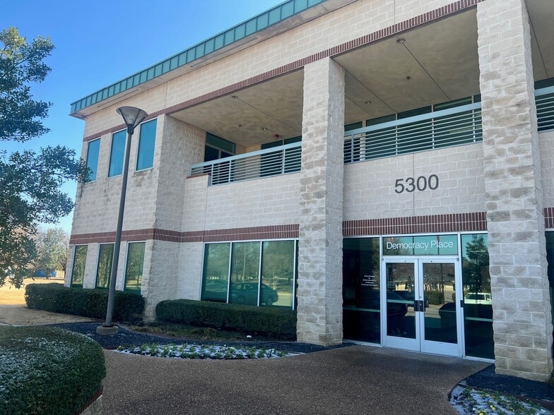 5300 Democracy Dr, Plano, TX for lease - Building Photo - Image 2 of 8