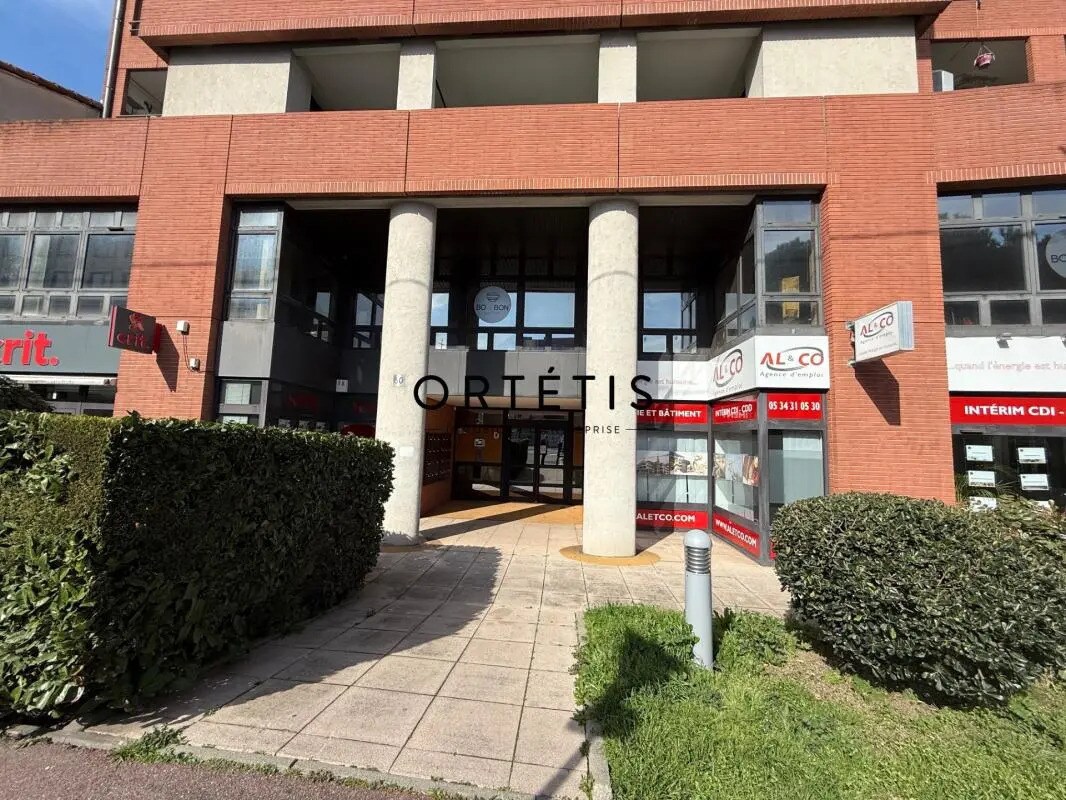 Office in Toulouse for lease Building Photo- Image 1 of 6
