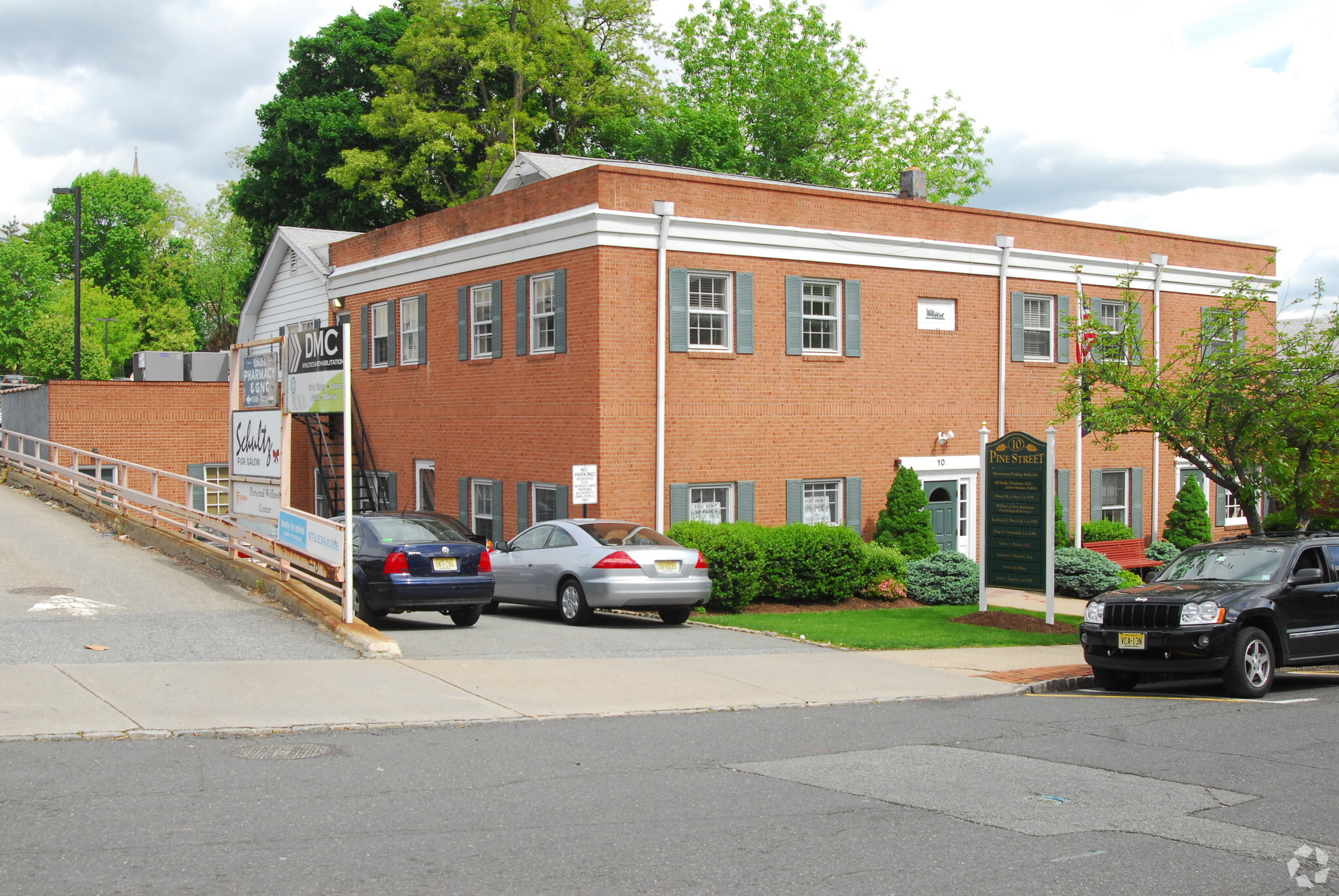 10 Pine St, Morristown, NJ for lease Primary Photo- Image 1 of 3