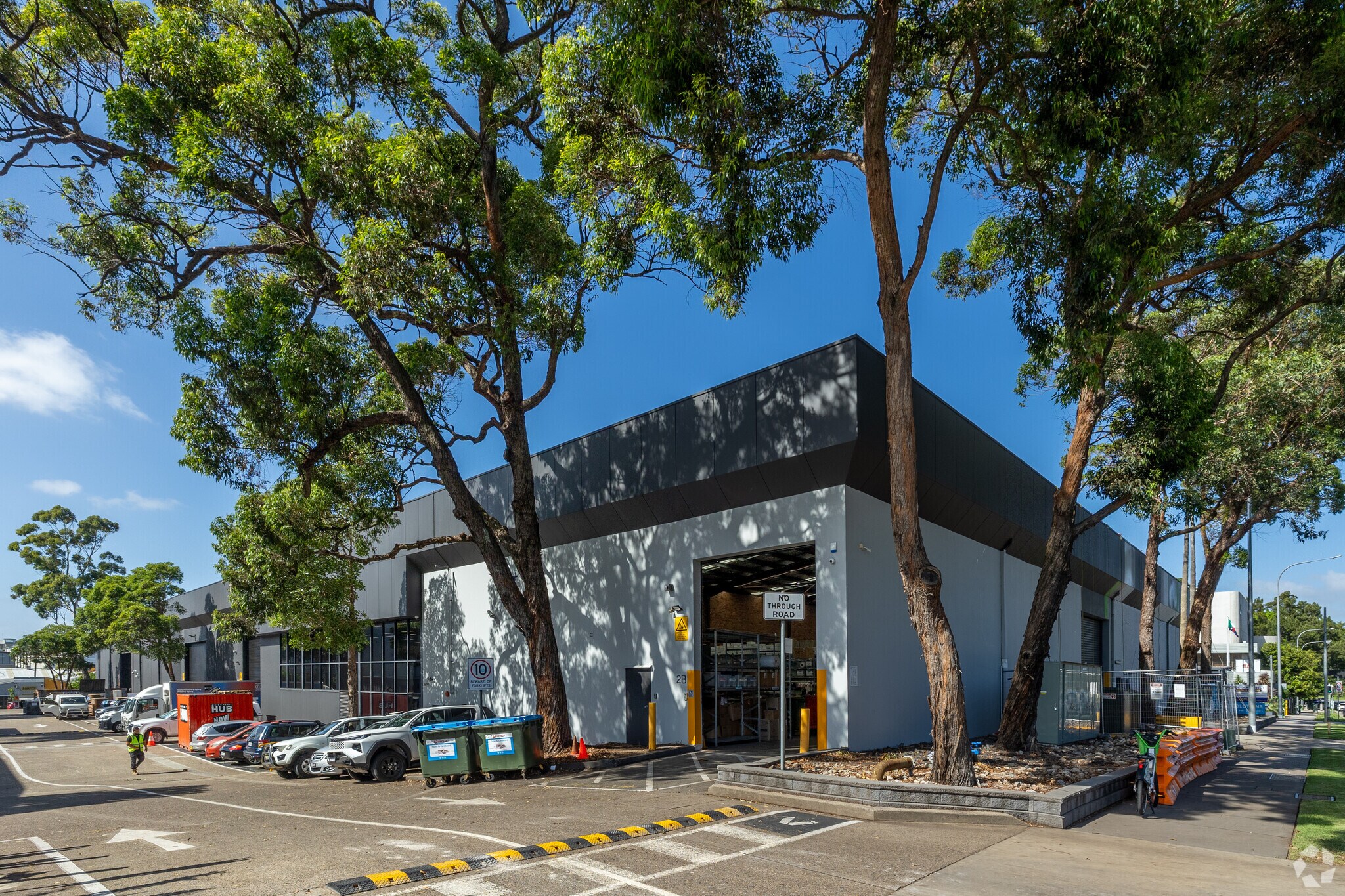 90 Euston Rd, Alexandria for lease Primary Photo- Image 1 of 6