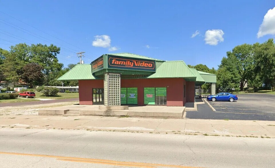 187 W Losey St, Galesburg, IL for lease - Building Photo - Image 1 of 4