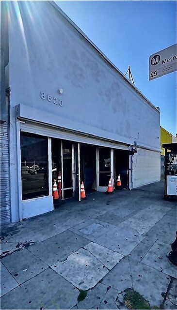 More details for 8620 S Broadway, Los Angeles, CA - Retail for Sale