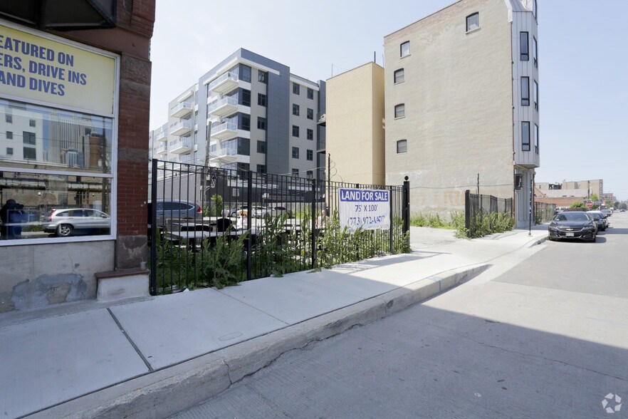 864 N Orleans St, Chicago, IL à vendre - Photo principale - Image 1 de 7