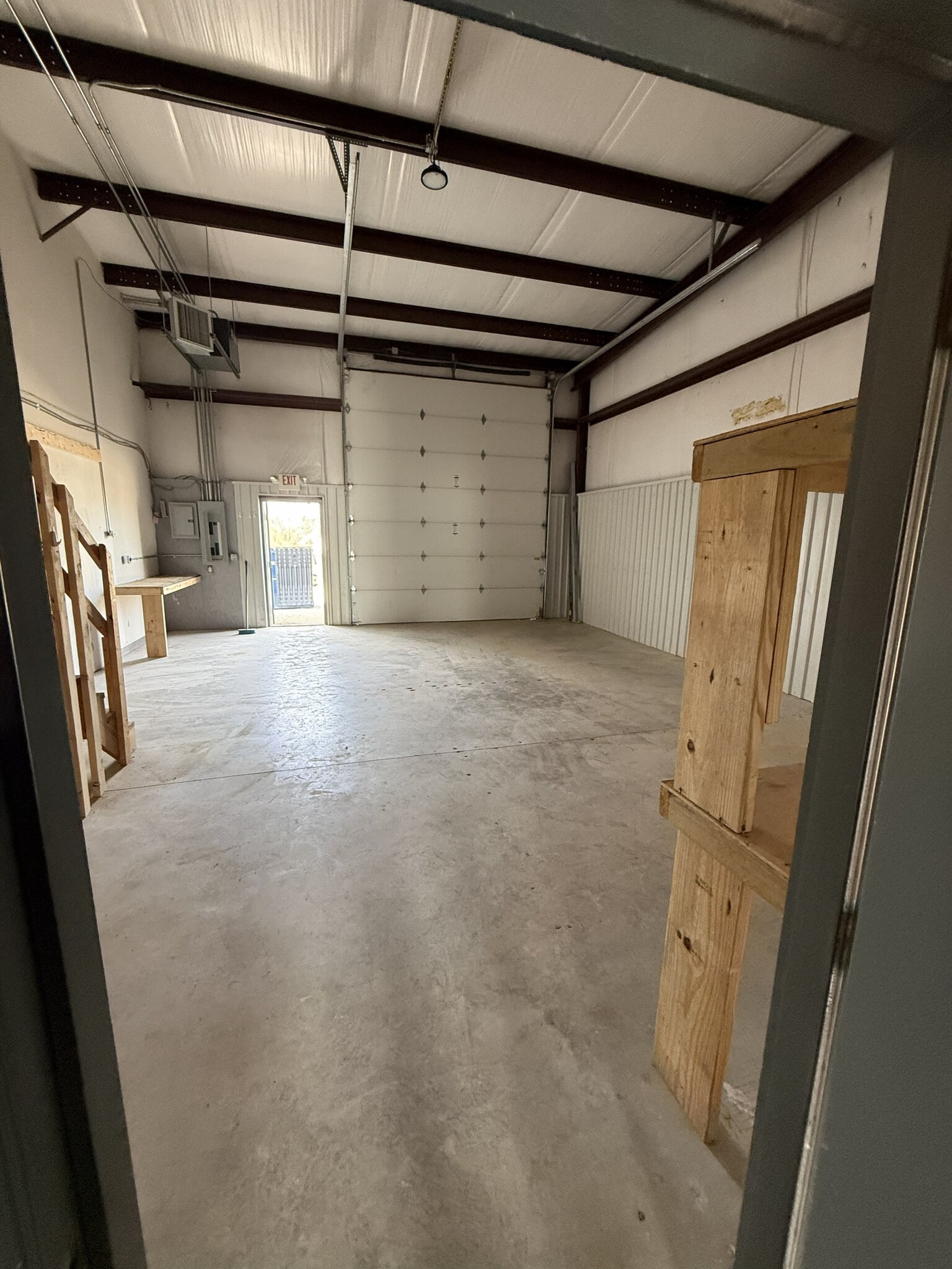 69-71 Progress Ct, Moscow Mills, MO à louer Photo intérieure- Image 1 de 11