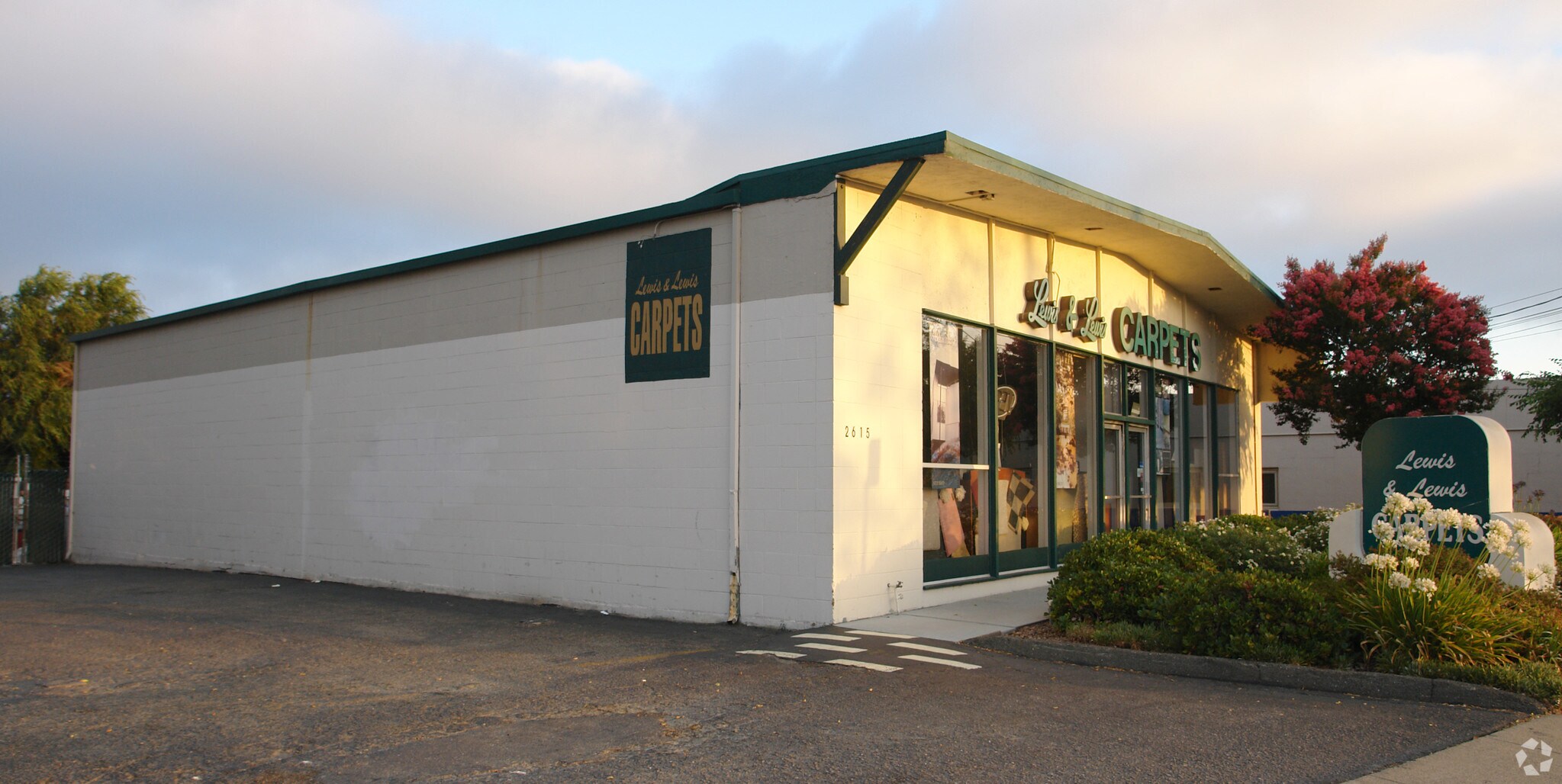 2615 N Main St, Walnut Creek, CA à vendre Photo principale- Image 1 de 1