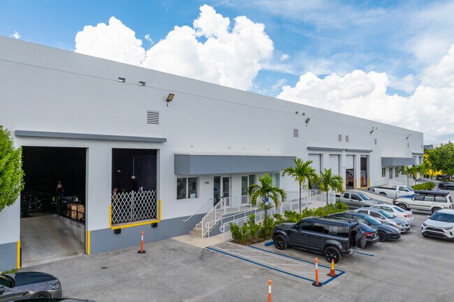 More details for 7900 NW 71st St, Miami, FL - Industrial for Lease