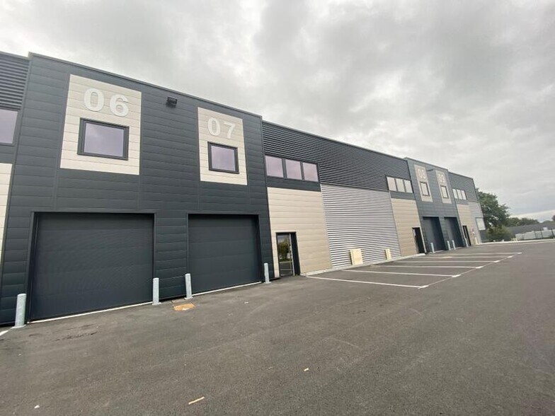 Flex dans Quimper à louer - Photo du bâtiment - Image 2 de 3