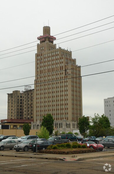 127 S Roach St, Jackson, MS à louer - Photo du bâtiment - Image 3 de 7