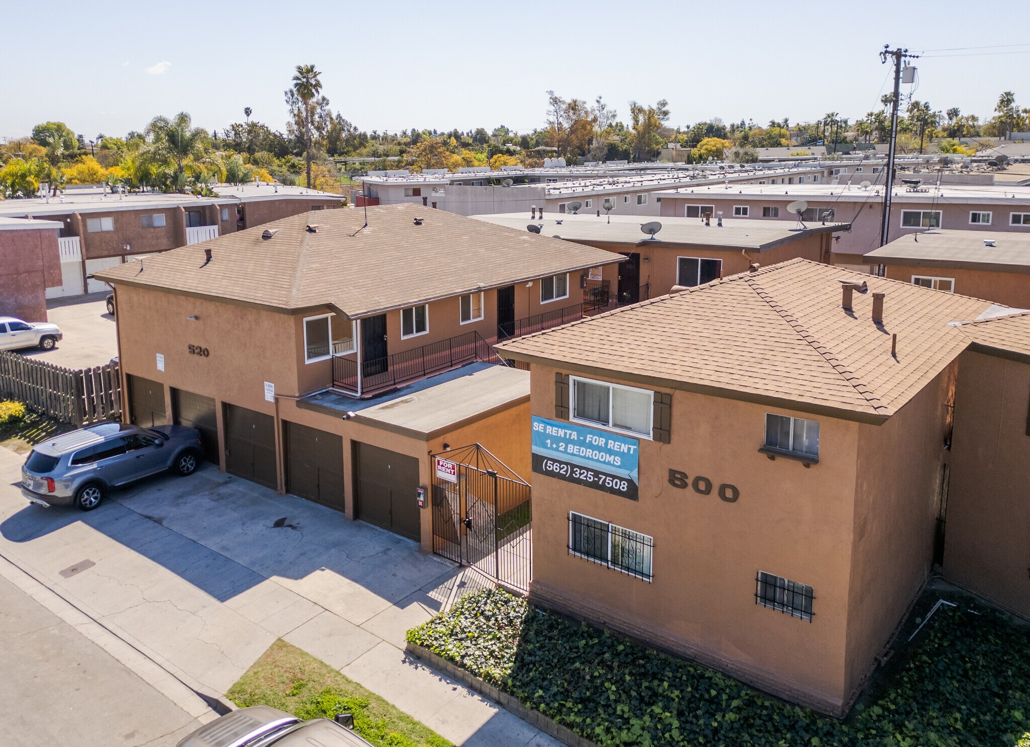 500 E 51st St, Long Beach, CA à vendre Photo du bâtiment- Image 1 de 1