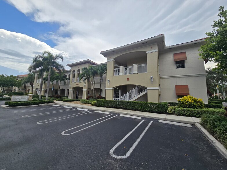 5401 N University Dr, Coral Springs, FL for sale - Building Photo - Image 2 of 17