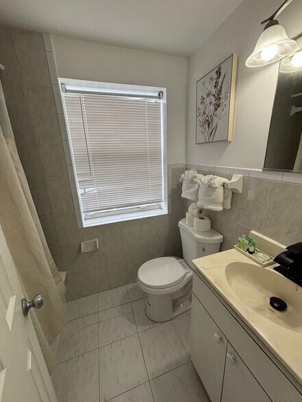 1900 N Ocean Dr, Hollywood, FL à vendre - Photo du bâtiment - Image 3 de 15