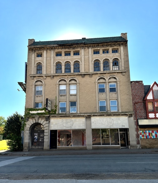775-779 N Main St, Akron, OH for lease - Building Photo - Image 1 of 5