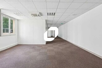9 Bis Rue Delerue, Montrouge for lease Interior Photo- Image 2 of 7