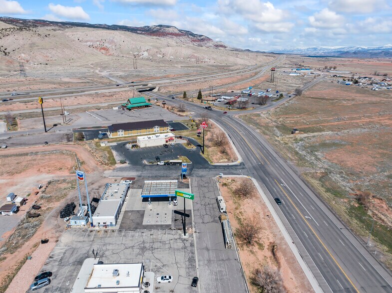 1357 N Main St, Richfield, UT à vendre - Photo du bâtiment - Image 2 de 7