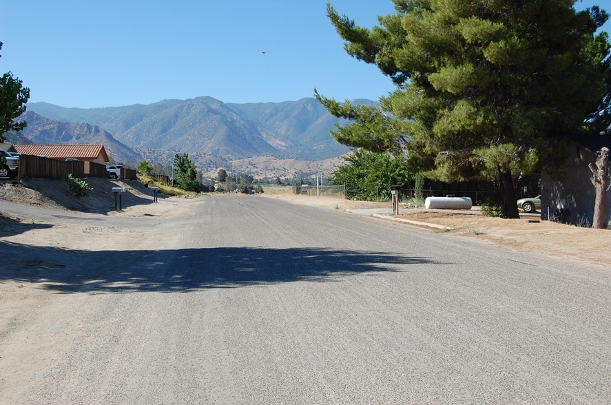 Golden Spur St, Lake Isabella, CA for sale - Primary Photo - Image 1 of 3