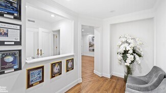 Plus de détails pour 880 Fifth Ave, New York, NY - Médical à louer