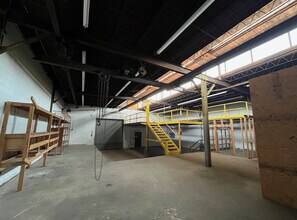 3710 Messer Airport Hwy, Birmingham, AL for lease Interior Photo- Image 1 of 6
