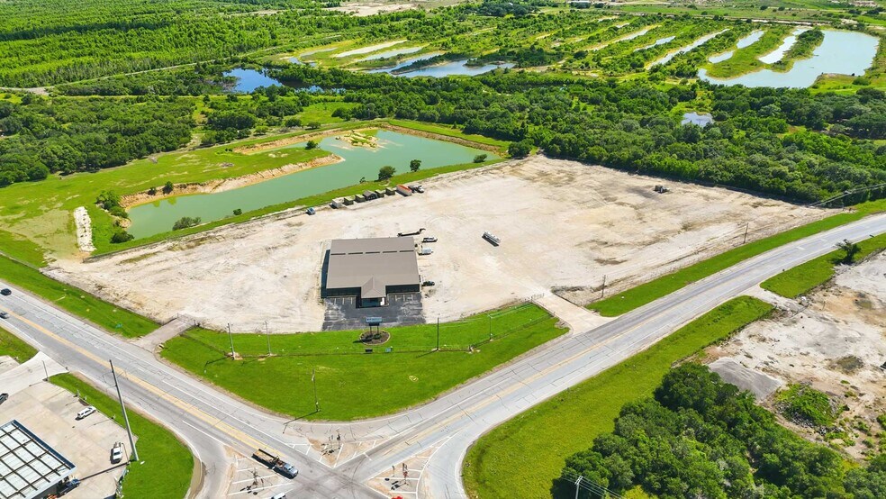 4122 Hwy 90 Alt, Altair, TX à louer - Photo du bâtiment - Image 2 de 28