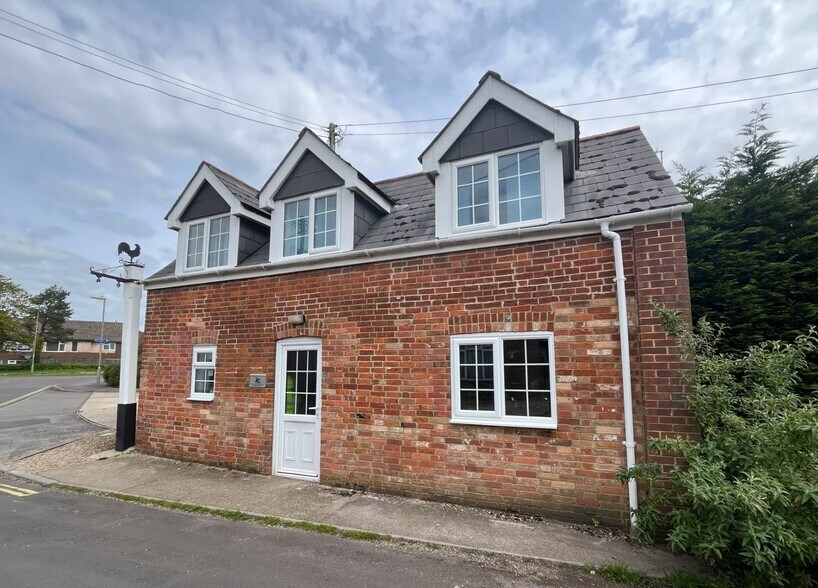 30 New St, Ringwood à vendre - Photo du bâtiment - Image 2 de 7