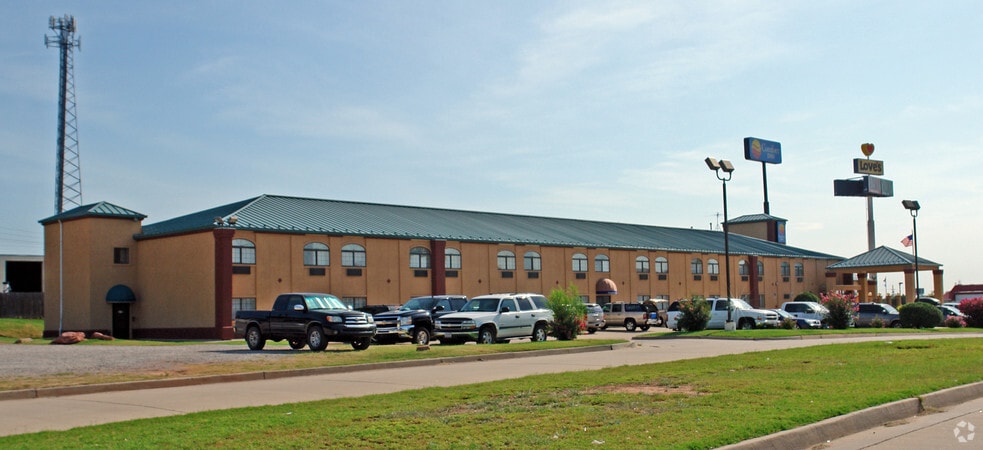 4625 NE 120th St, Oklahoma City, OK for sale - Building Photo - Image 2 of 5