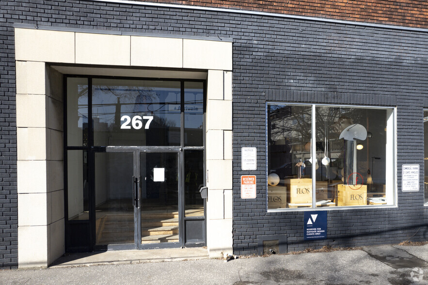 267 Niagara St, Toronto, ON for lease - Building Photo - Image 3 of 4