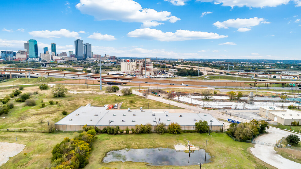 2020 E 4th St, Fort Worth, TX à vendre - Photo principale - Image 1 de 15