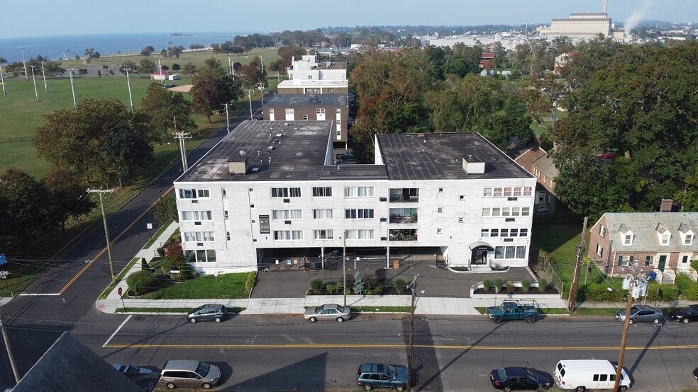223 Iranistan Ave, Bridgeport, CT for sale - Building Photo - Image 3 of 7