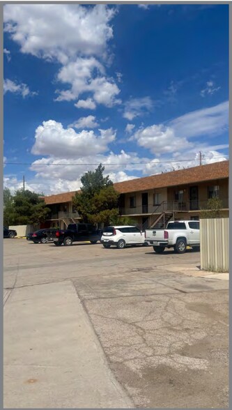 7101 Alameda Ave, El Paso, TX à vendre - Photo du bâtiment - Image 2 de 14