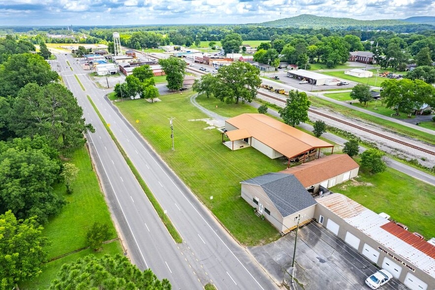 2418 US-31, Falkville, AL for sale - Building Photo - Image 2 of 36