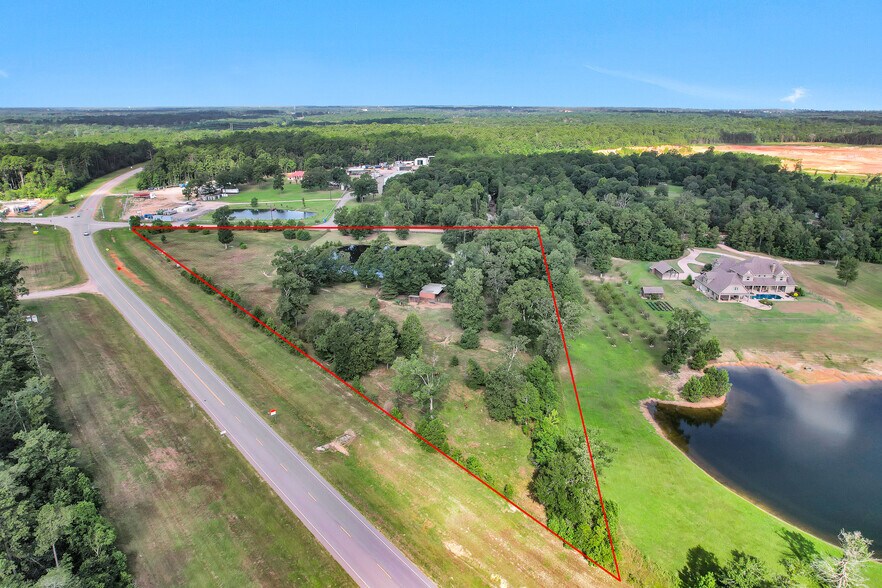 TBD TBD Seven Coves rd, Willis, TX à vendre - Photo du bâtiment - Image 1 de 2