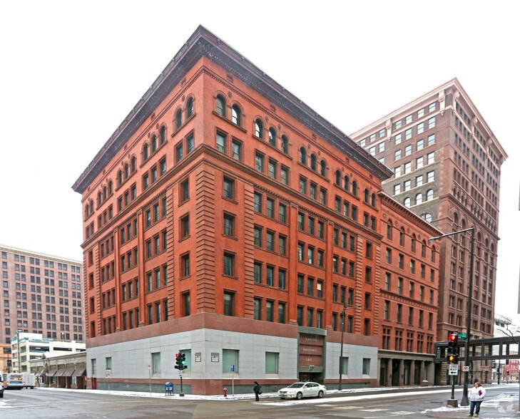 360 Robert St N, Saint Paul, MN à vendre - Photo principale - Image 2 de 9