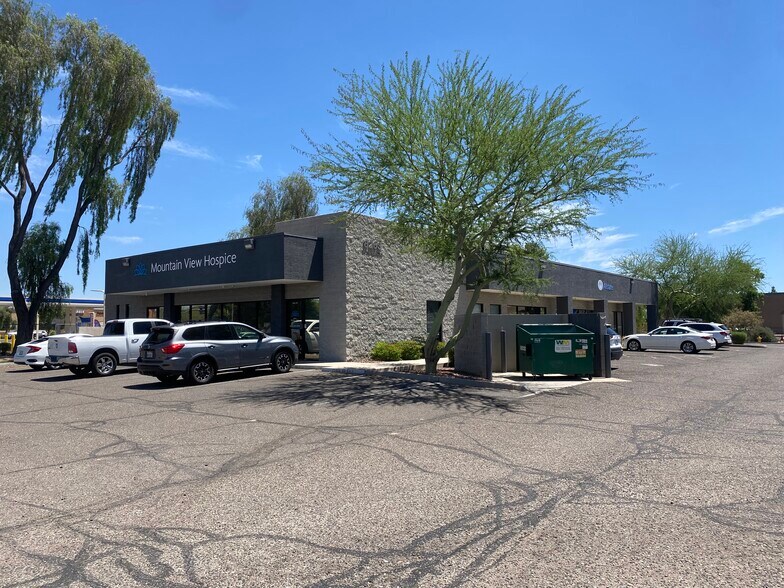 8263 W Thunderbird Rd, Peoria, AZ à louer - Photo principale - Image 1 de 42