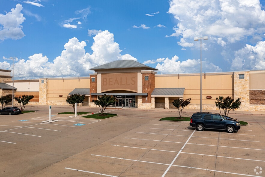 18470 Fm-685 Blvd, Pflugerville, TX for lease - Building Photo - Image 2 of 50