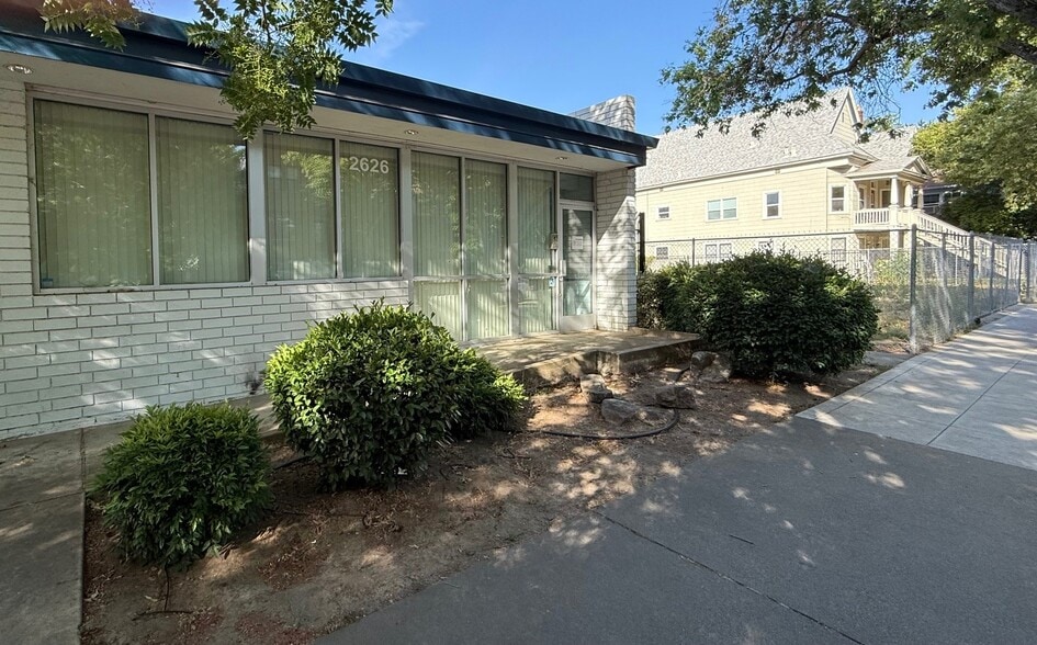 2618-2626 N St, Sacramento, CA for sale - Building Photo - Image 2 of 3