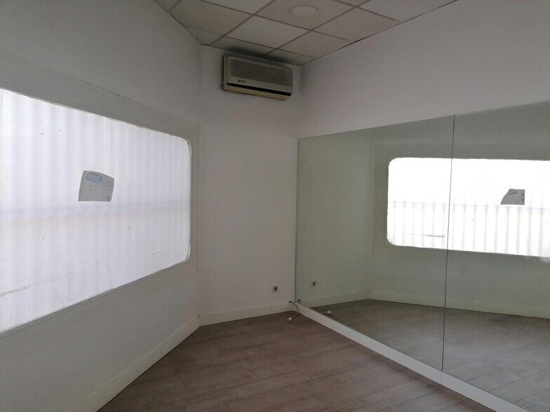 Office/Retail in Alcobendas, Madrid for lease - Interior Photo - Image 1 of 5