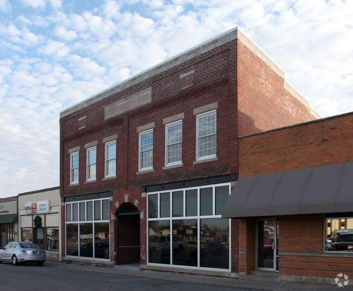 17-23 N Baldwin St, Bargersville, IN à vendre - Photo principale - Image 1 de 1