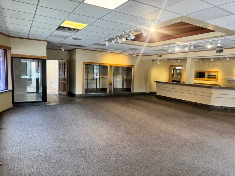 421 S Park St, Madison, WI à vendre - Photo du bâtiment - Image 2 de 17